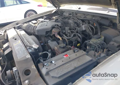 2005 Ford Explorer Sport Trac Adrenalin/Xls/Xlt from USA, damaged, VIN 1FMZU77K05UB14460